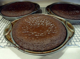 Cooling cakes